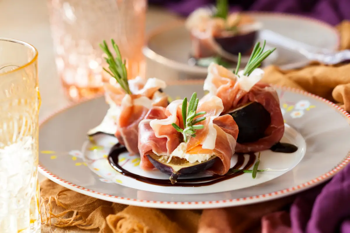 Balsamessig_trueffel_prosciutto_feigen_ziegenkaese_rosmarin