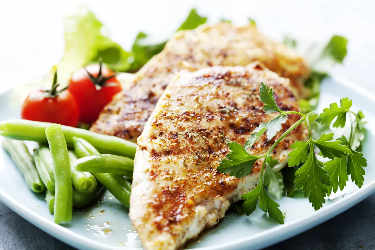 Huehnchen_Gewuerz_Chicken_Wings_Kraueter_Gemuese