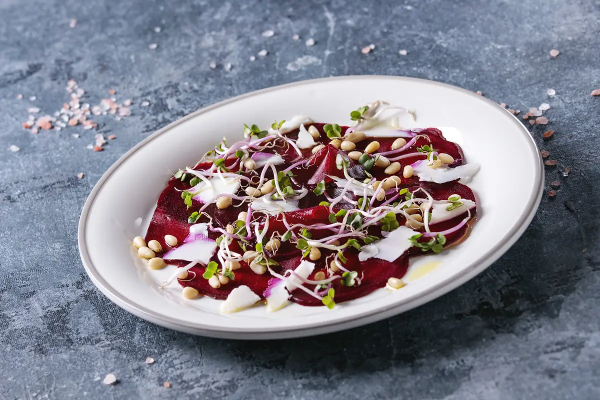 leindotteroel_rote_bete_carpaccio_ziegenkaese_olivenoel