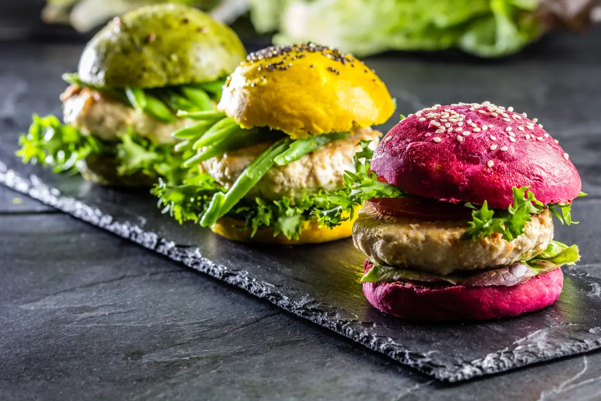 kurkuma_bunte_burger_rote_bete_sesam